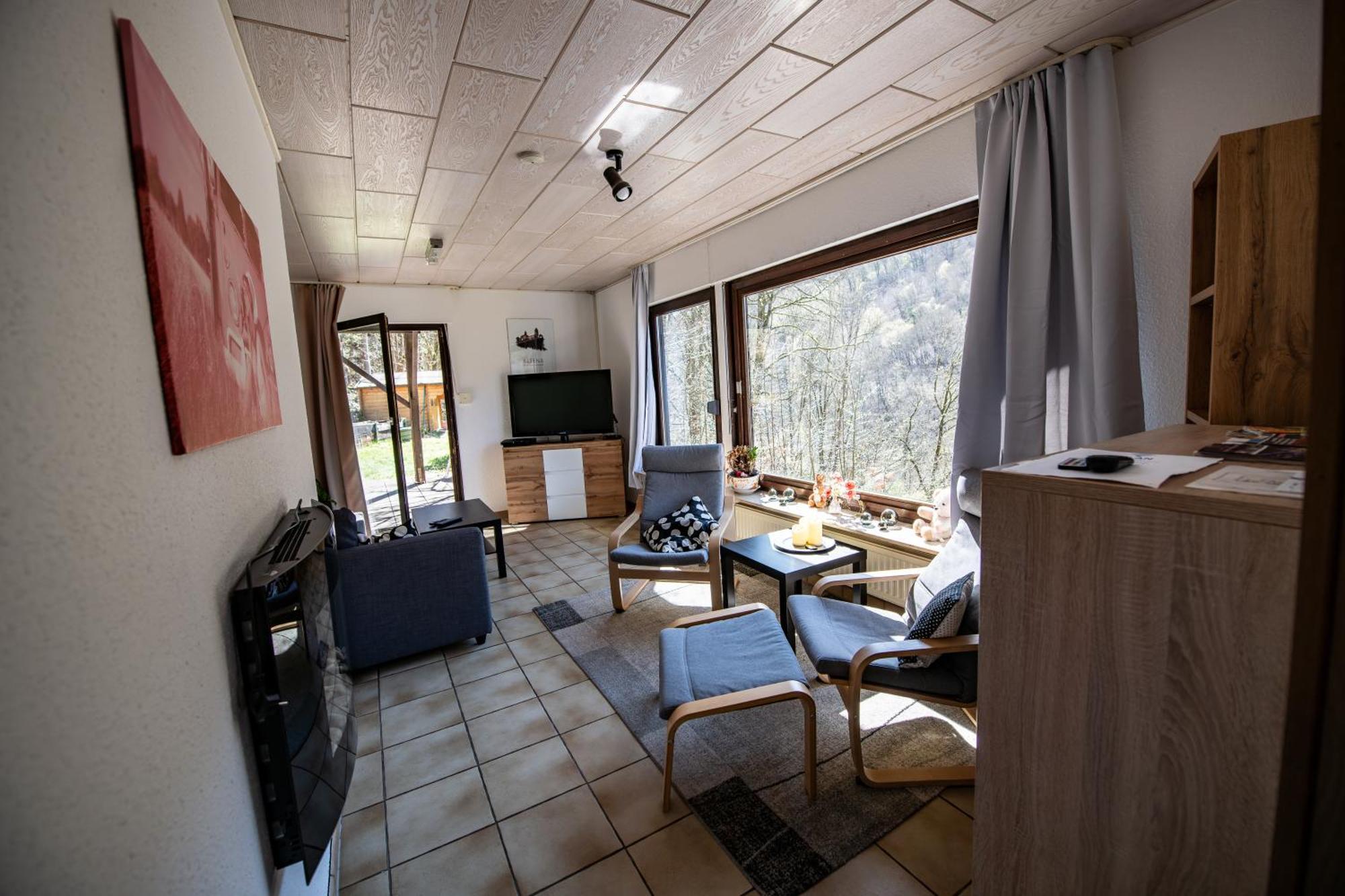 Schoene Ferienwohnung In Ruhiger Lage อัลเทนา ภายนอก รูปภาพ