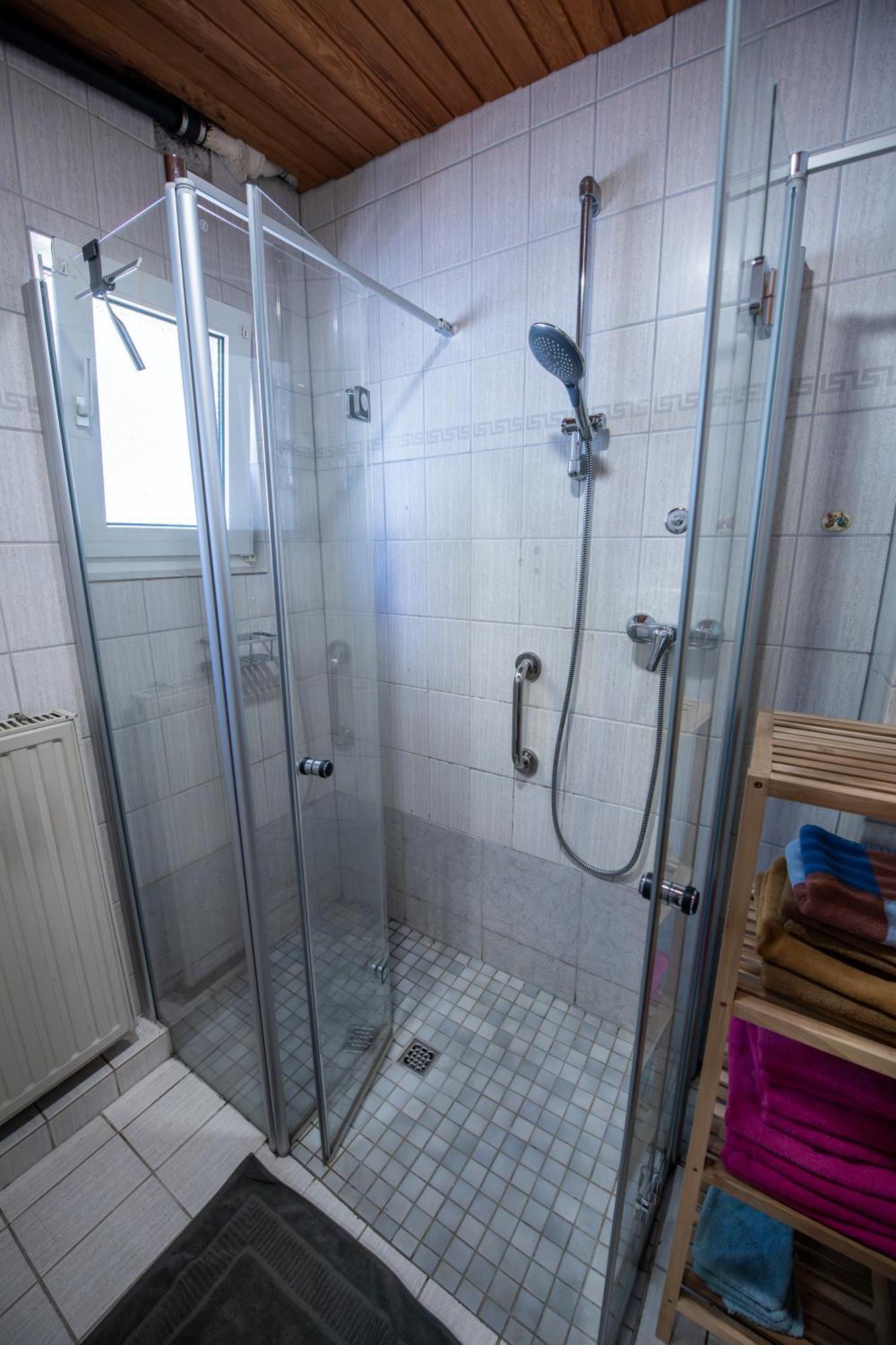 Schoene Ferienwohnung In Ruhiger Lage อัลเทนา ภายนอก รูปภาพ