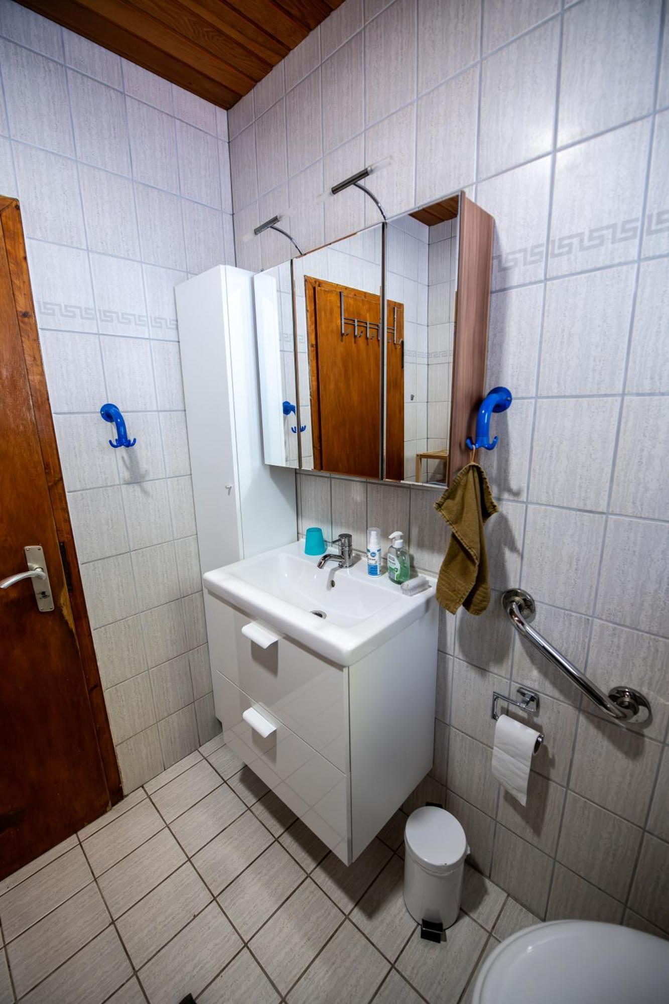 Schoene Ferienwohnung In Ruhiger Lage อัลเทนา ภายนอก รูปภาพ
